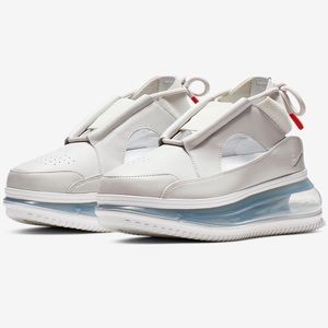 BRAND NEW! Women’s White Nike Air Max FF 720!!